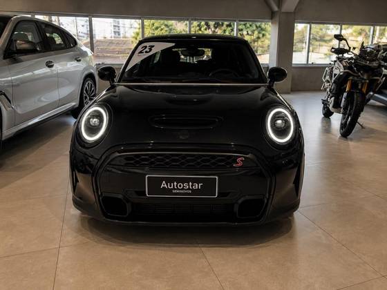 MINI COOPER 2.0 16V TWINPOWER GASOLINA S EXCLUSIVE 2P STEPTRONIC MINI COOPER 2.0 16V TWINPOWER GASOLINA S EXCLUSIVE 2P STEPTRONIC
